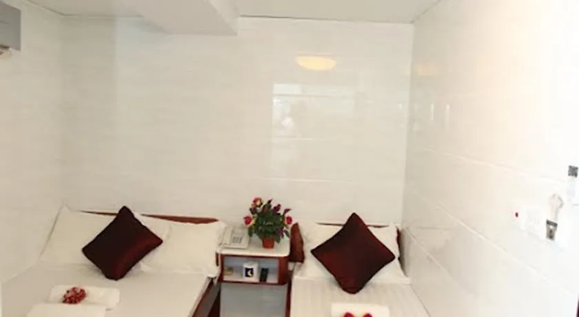 Reliance Inn Hong Kong Guest house